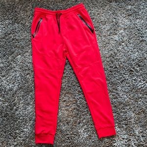 NWT🔥 WhiteTag Red Joggers